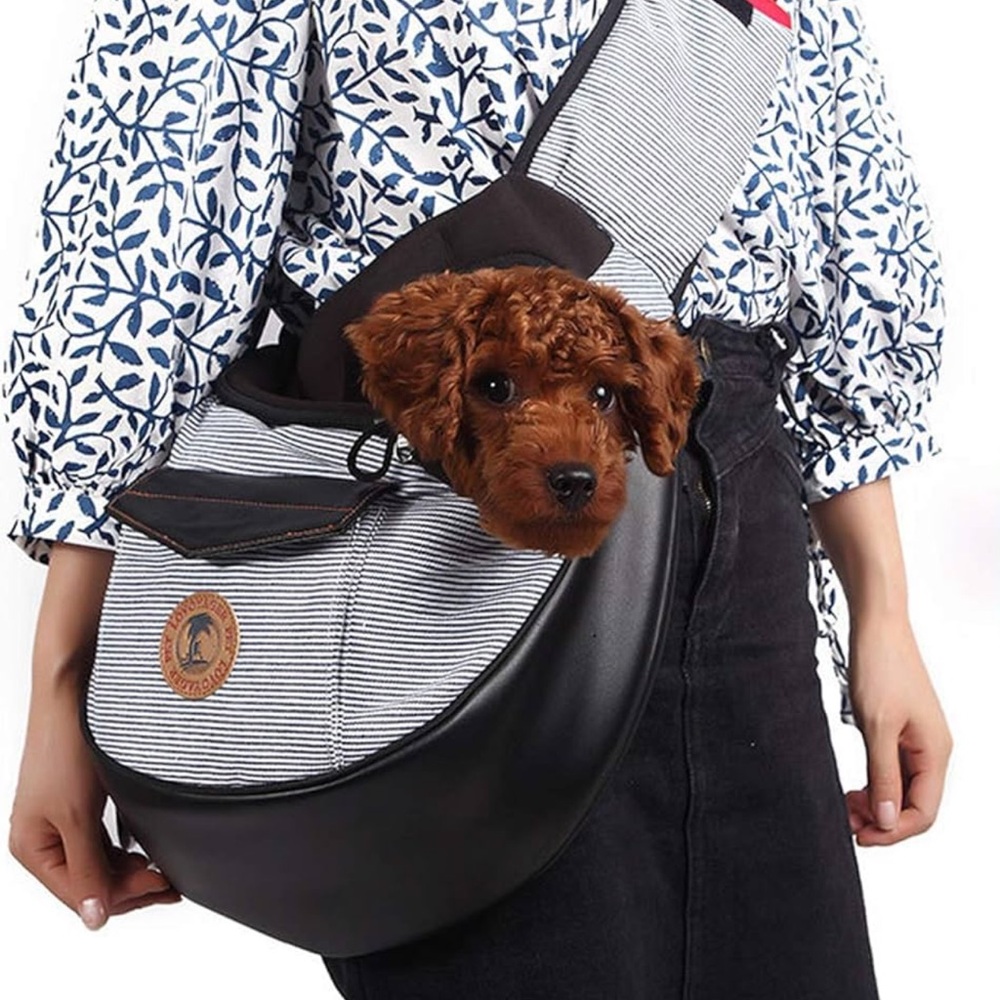 NWOT Lovoyager Blue and White Pinstriped Dog Sling Carrier for Small Dogs/Cats